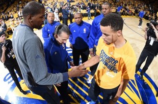 160526215858 kevin durant stephen curry oklahoma city thunder v golden state warriors game five.1000x563