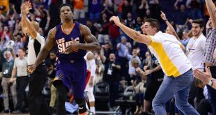 eric bledsoe celebrates buzzer beater