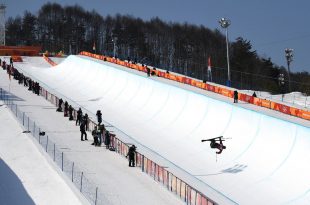 Ski Halfpipe